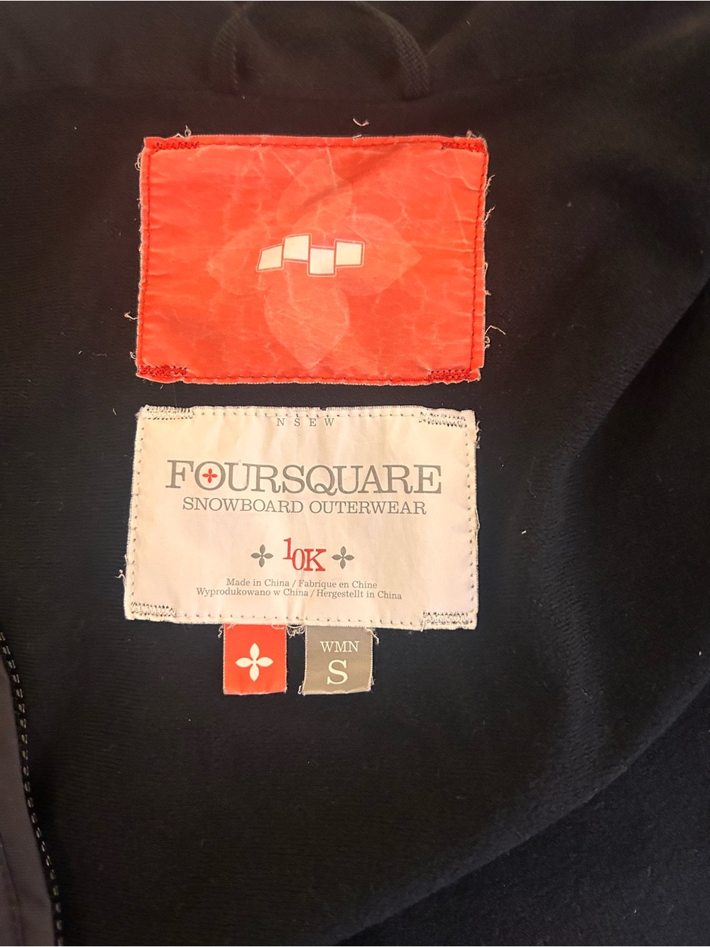 Foursquare Snowboard Outerwear
Black Jacket Women's Small - Picture 13 of 15